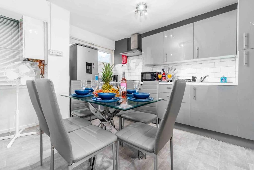 ברמינגהאם ✪Central✪6Bed✪ Parking✪Pool Table✪Private Patio ✪ מראה חיצוני תמונה
