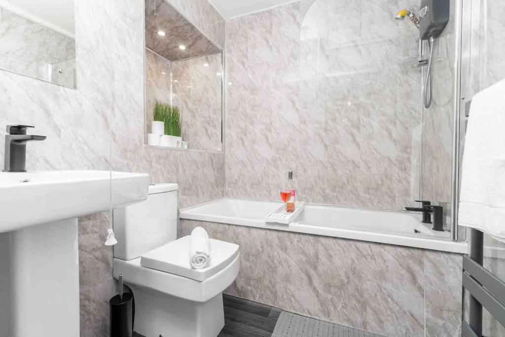 ברמינגהאם ✪Central✪6Bed✪ Parking✪Pool Table✪Private Patio ✪ מראה חיצוני תמונה